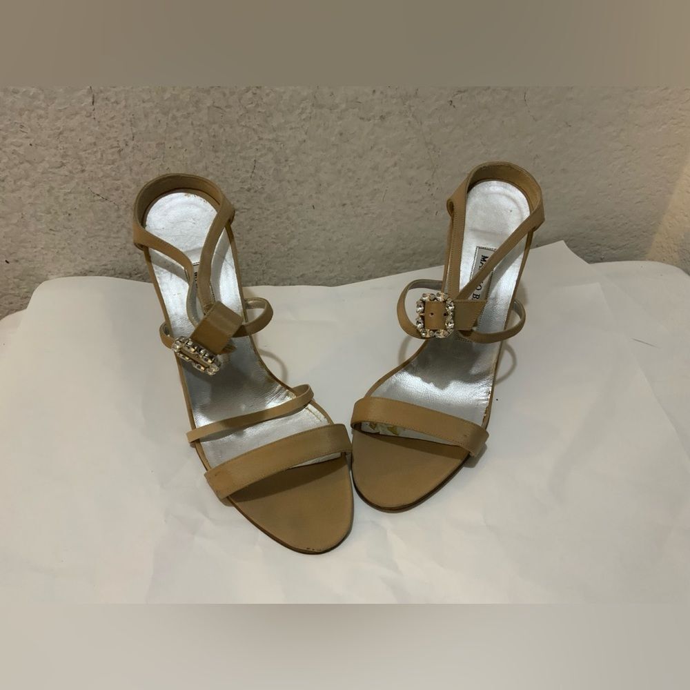 Manolo Blahnik Stiletto Heels Beige Sandals Heels Jeweled Accent Size 38